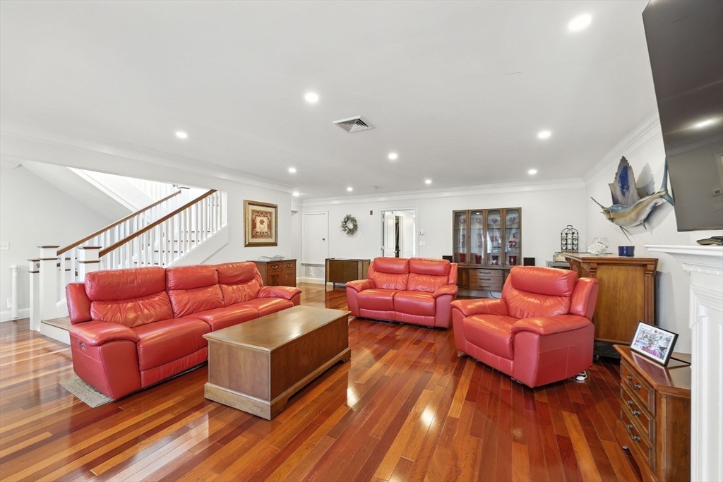 15 Park Ave 307