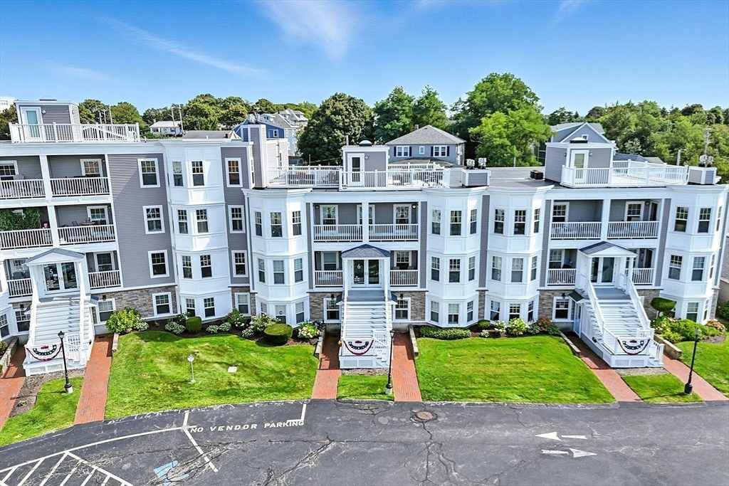 15 Park Ave 307