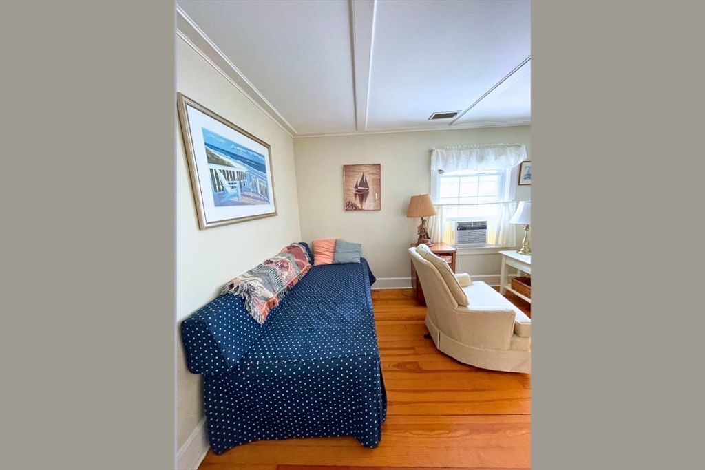 48 Angelica Ave