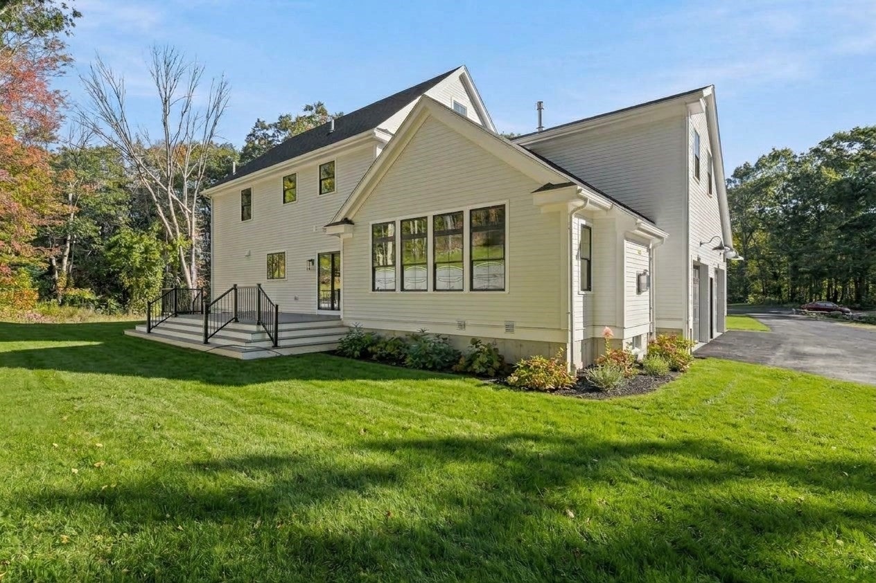 106 Spofford Rd