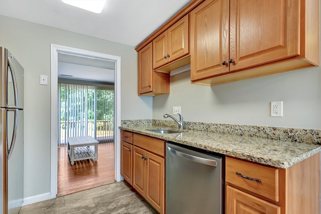 29 Christopher Dr 68