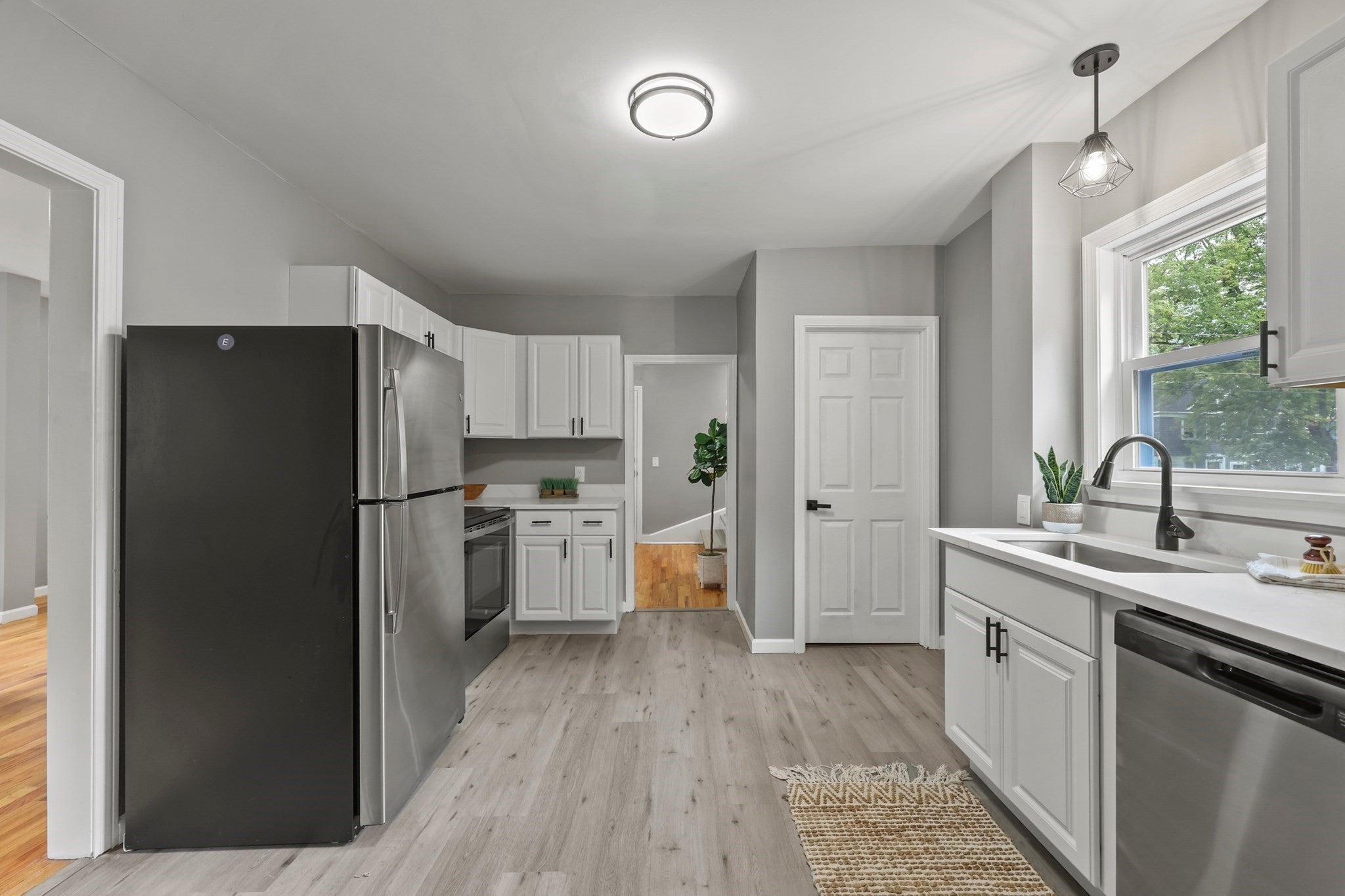 80 Calumet St, Pittsfield, MA Photo #19