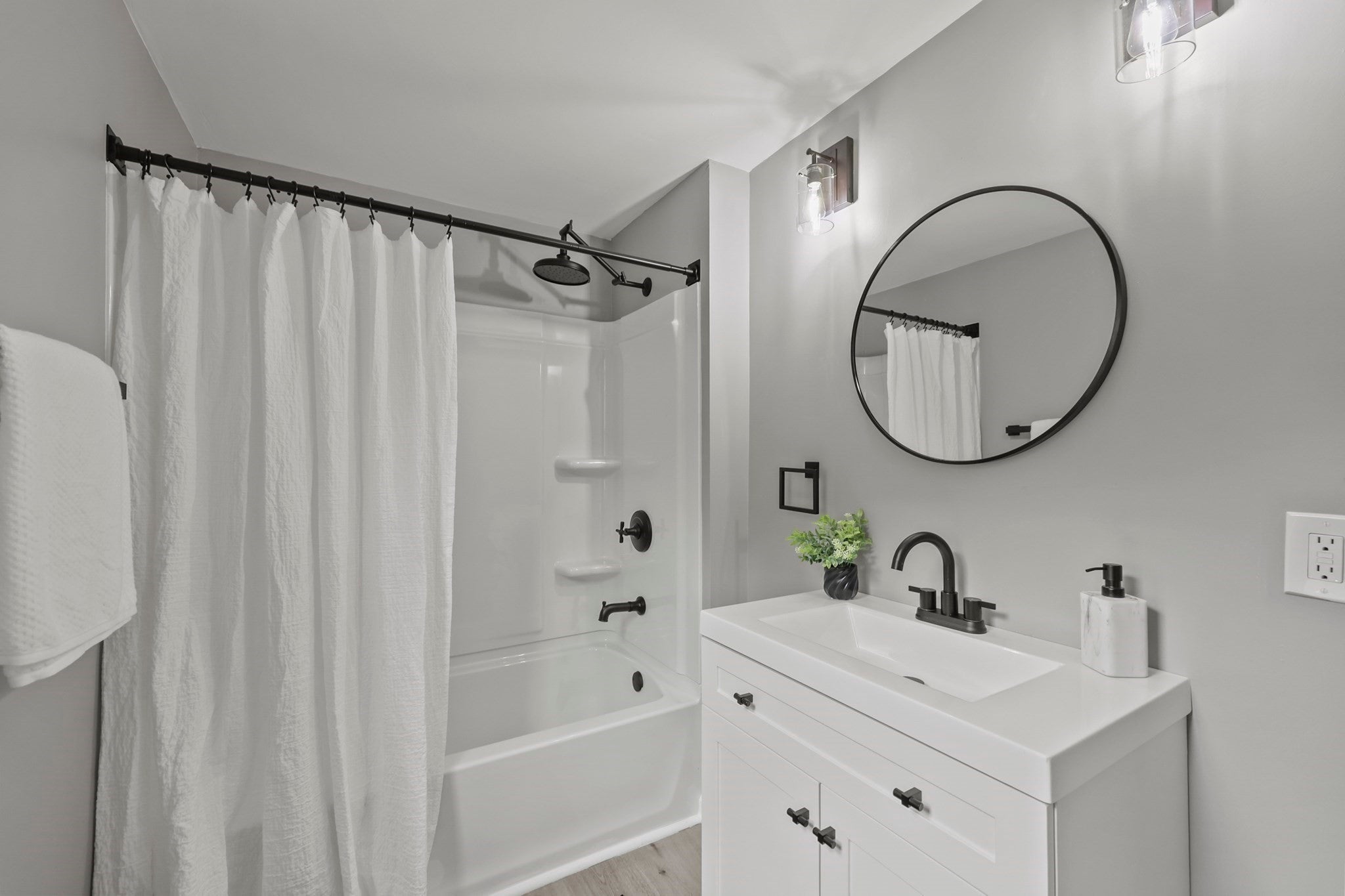 80 Calumet St, Pittsfield, MA Photo #30