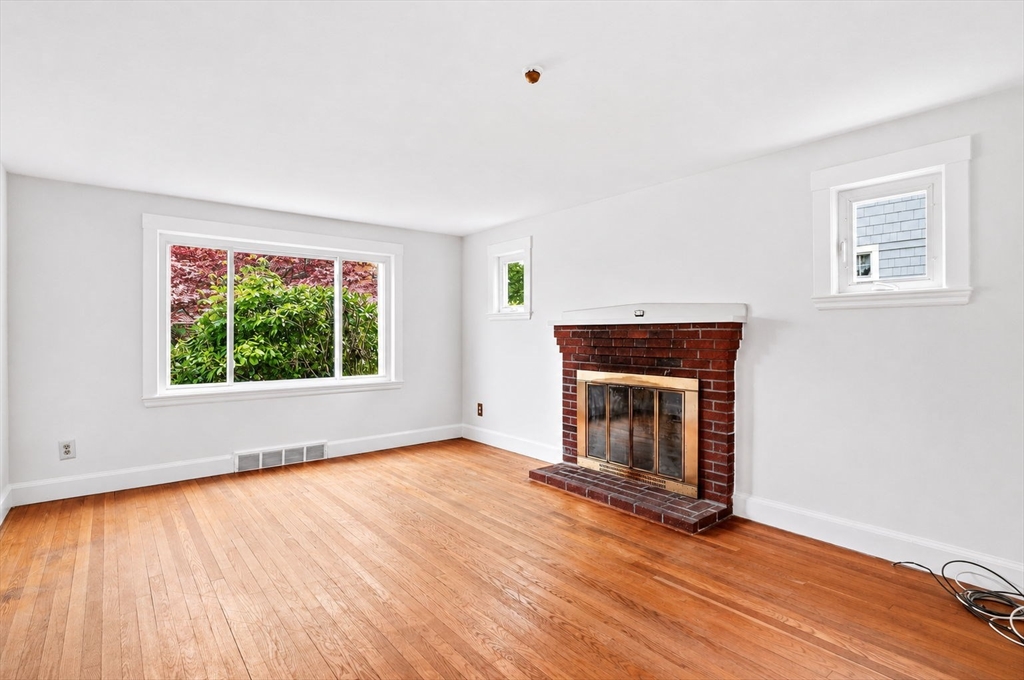 84 Madison St