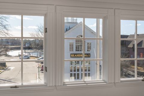 21 Central 1 Manchester MA 01944