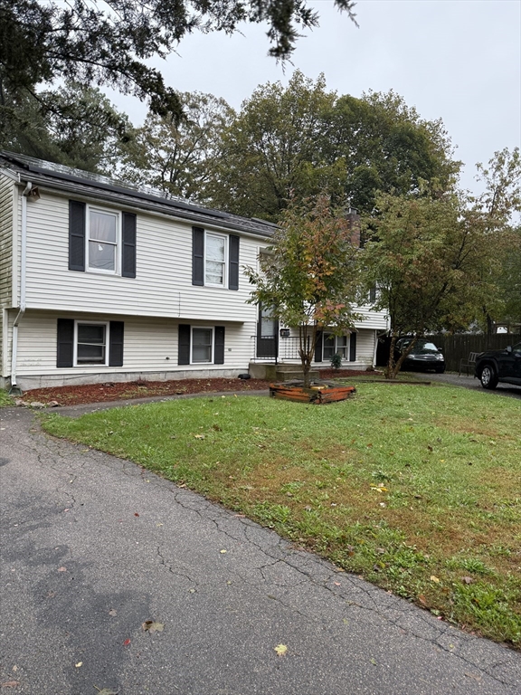 11 Clemens Avenue