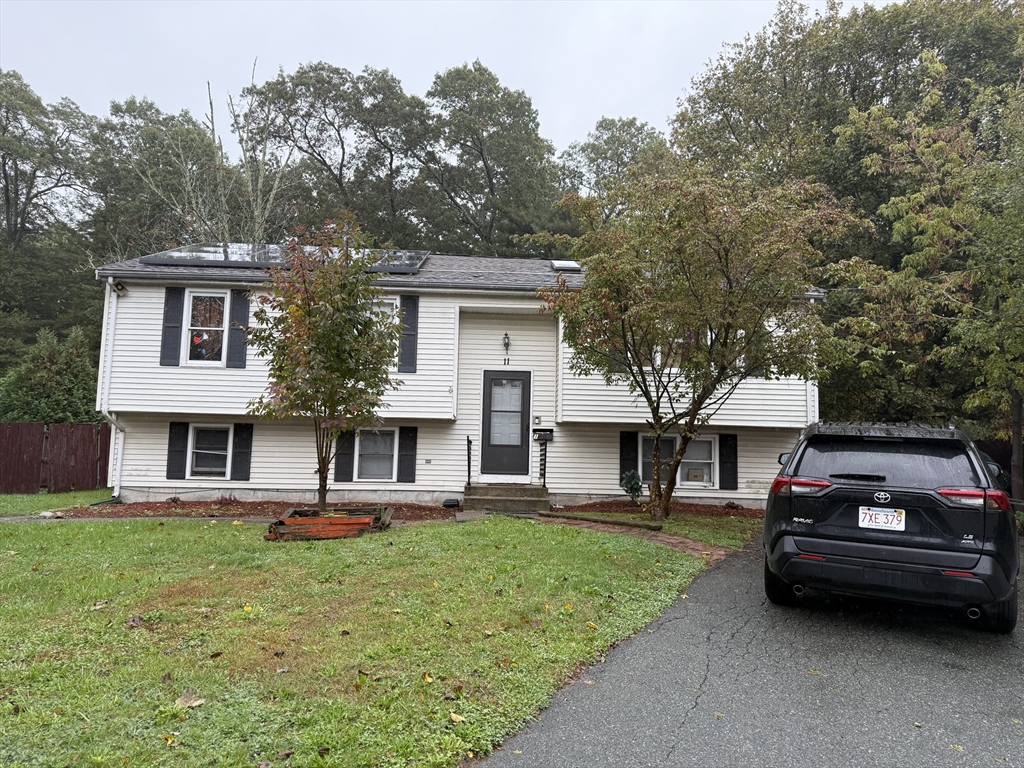 11 Clemens Avenue