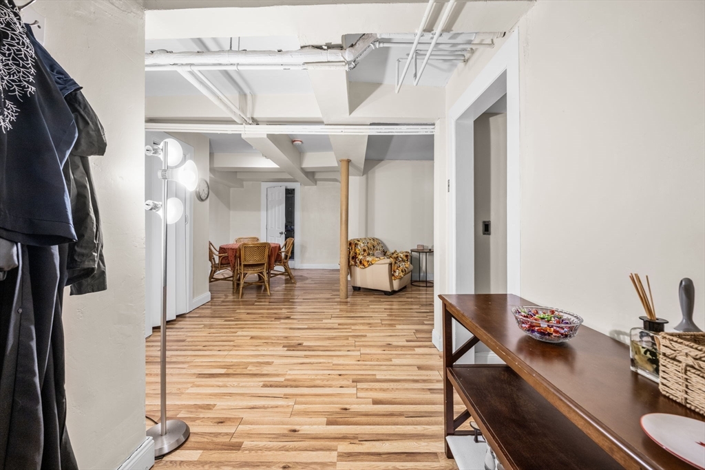 39 Glenville Avenue 71A
