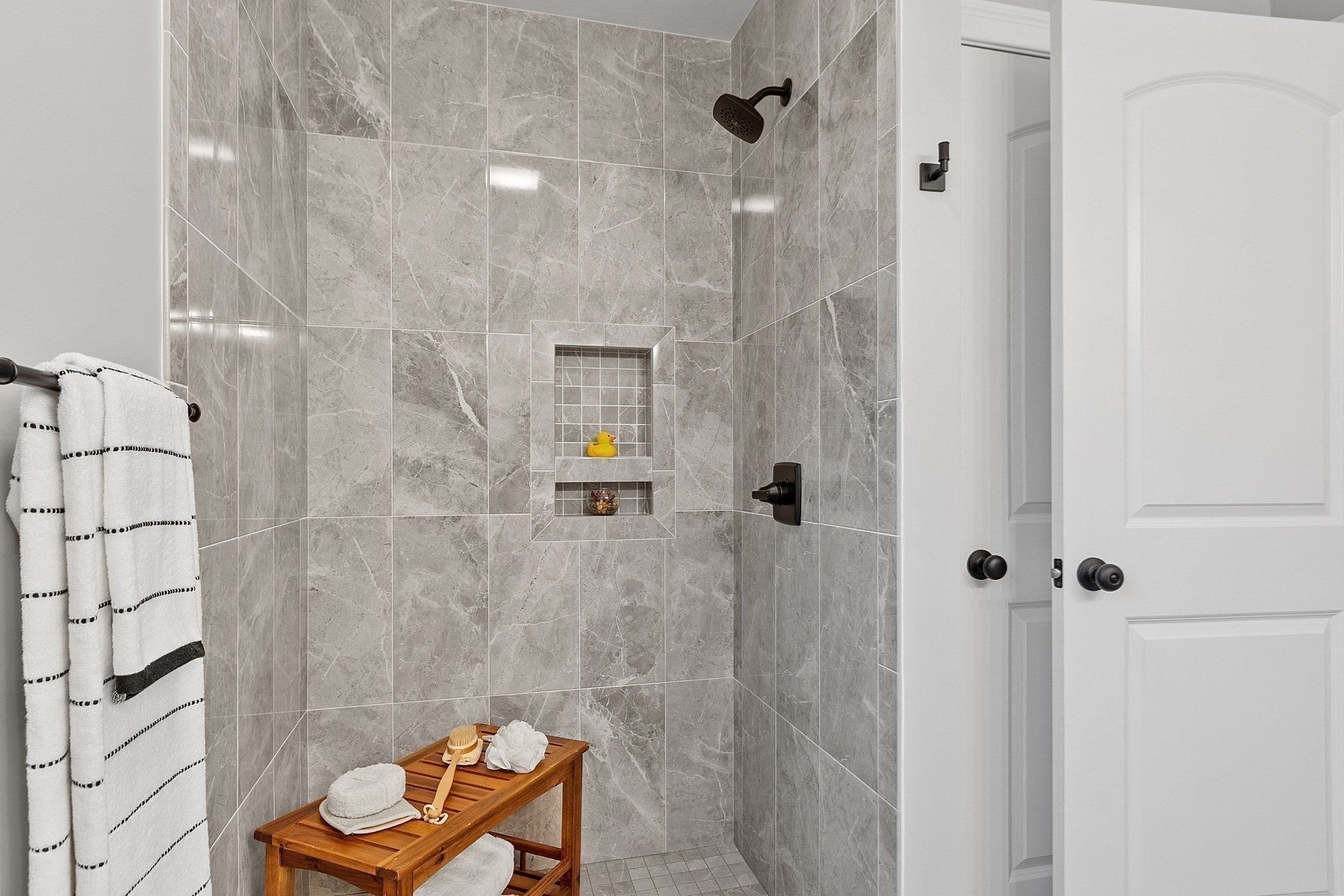523 Alpine Rd Bradley, Fitchburg, MA Photo #10