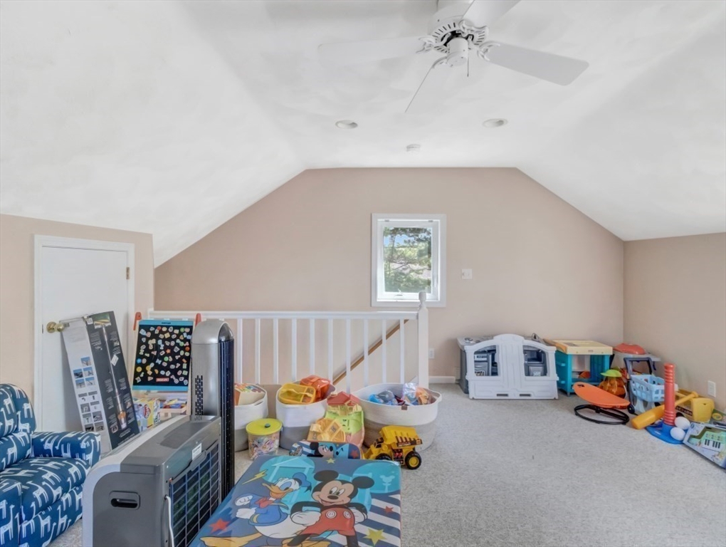 2102 Lewis O Gray Dr #2102, Saugus, MA Photo #30