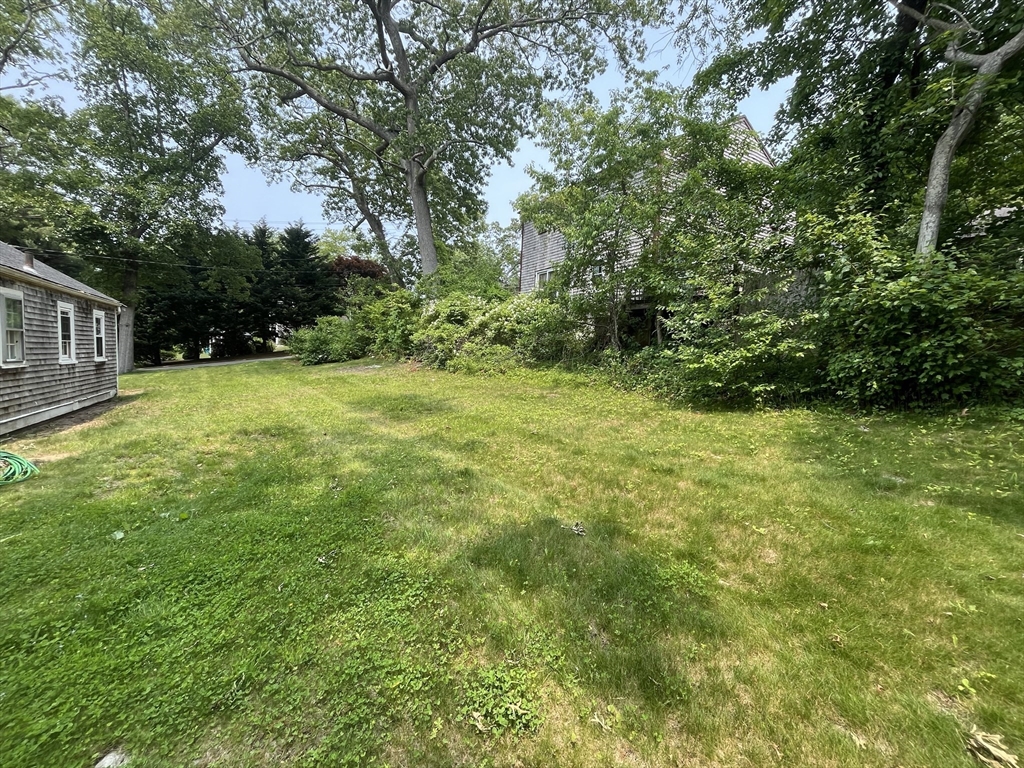 77 Homestead Ave