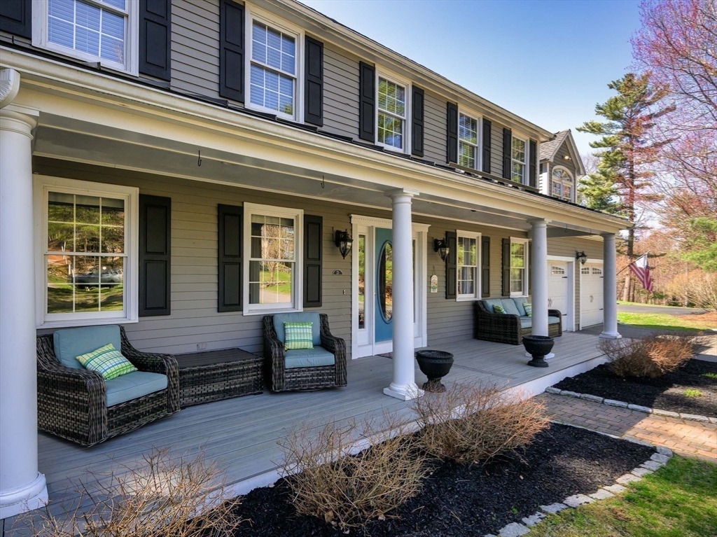 25 Blackberry Hill Road