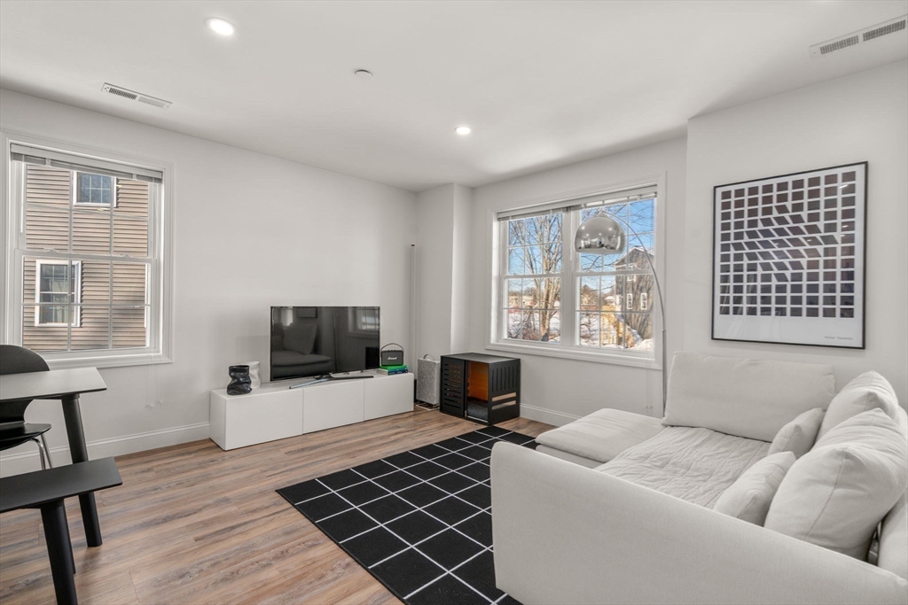 543 Andover Street 6