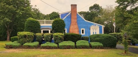63 Cedarhill Rd Holbrook MA 02343