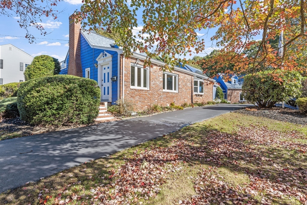 63 Cedarhill Rd
