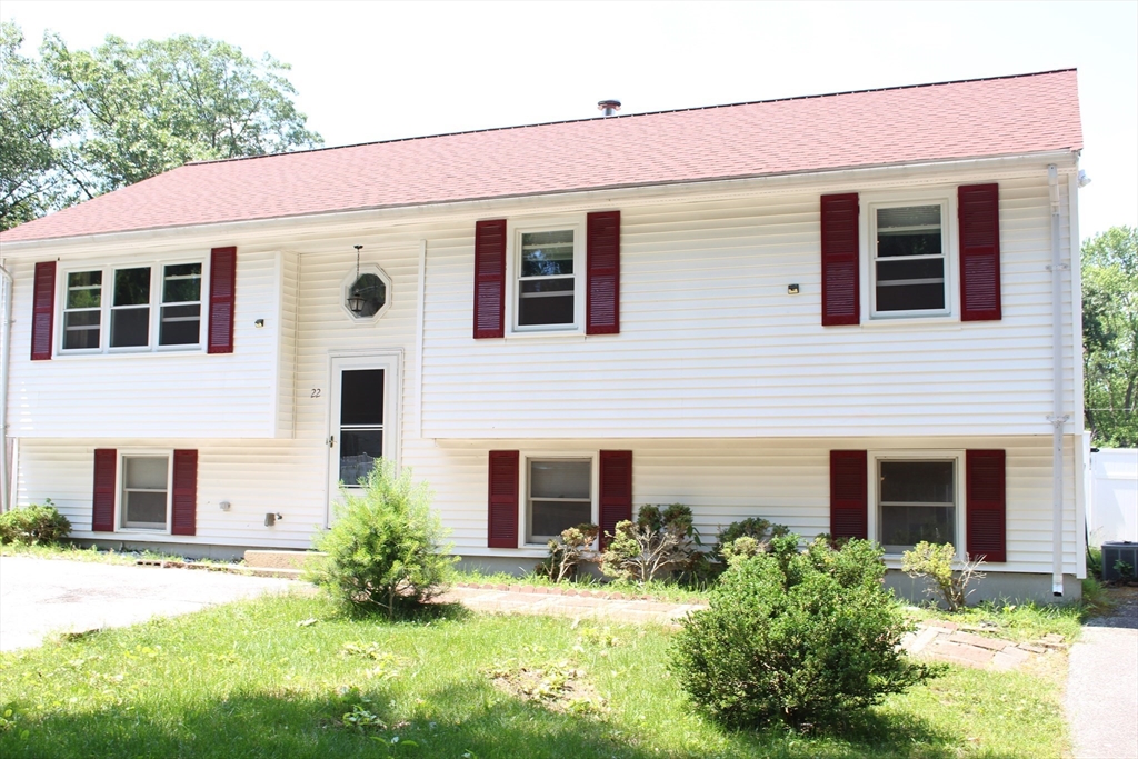 22 Osceola Ln