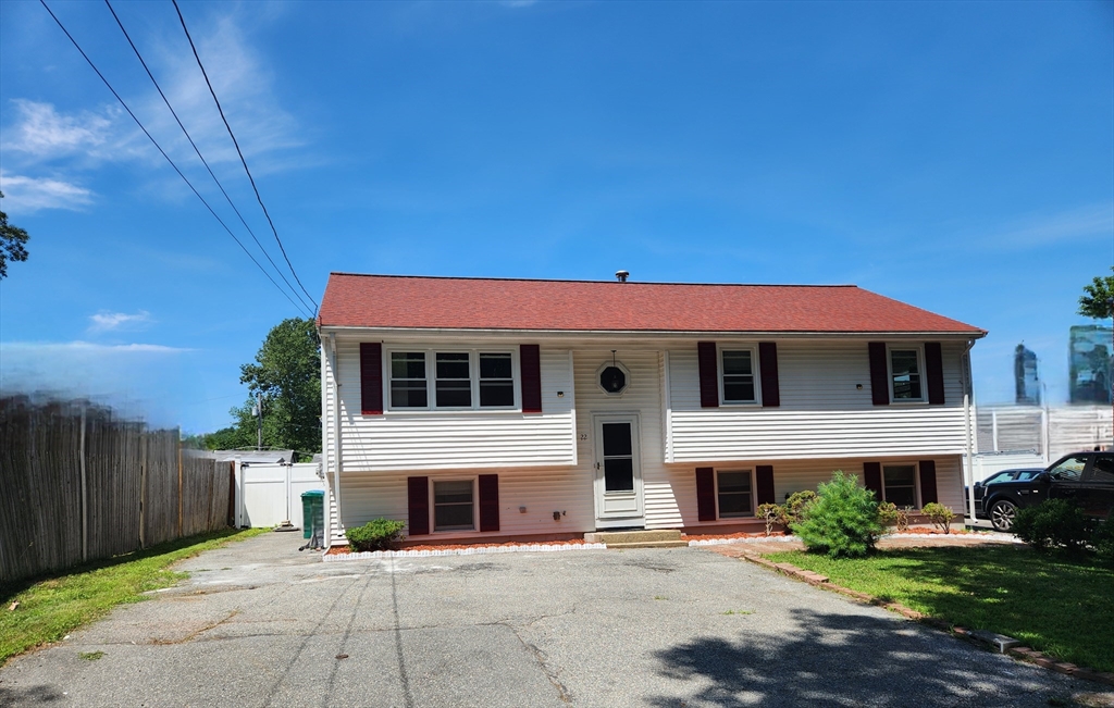 22 Osceola Ln