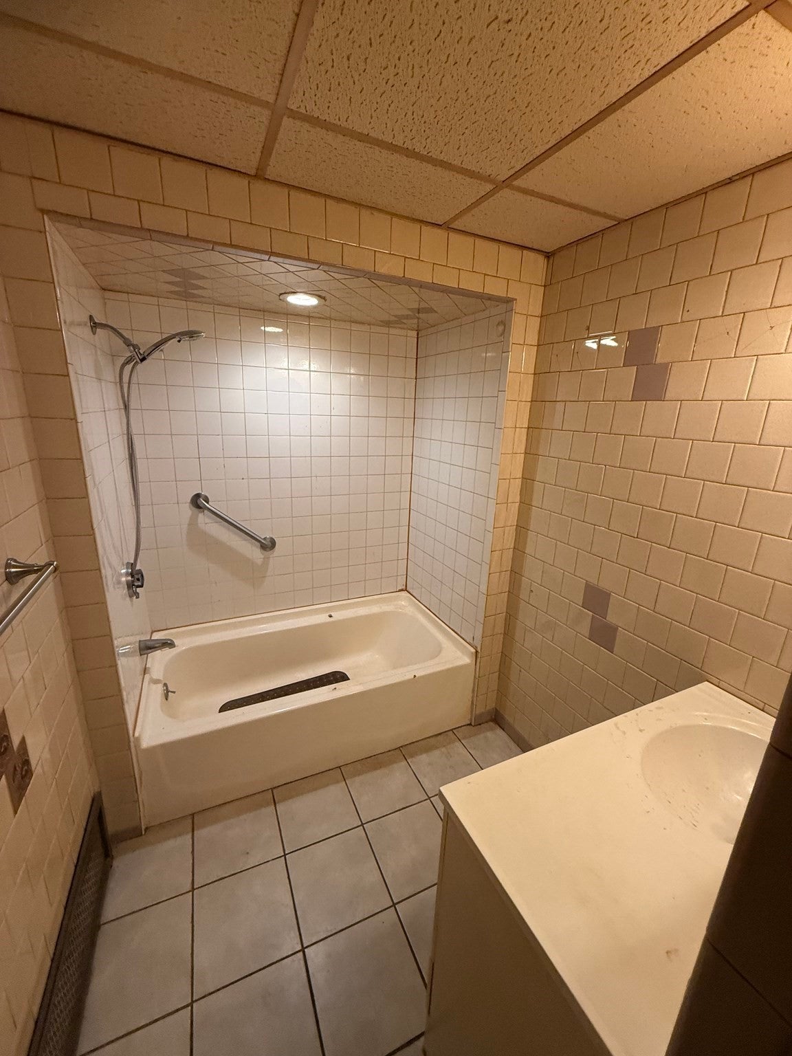 721 Broadway, Chelsea, MA, 721 Broadway, Chelsea, MA Photo #7