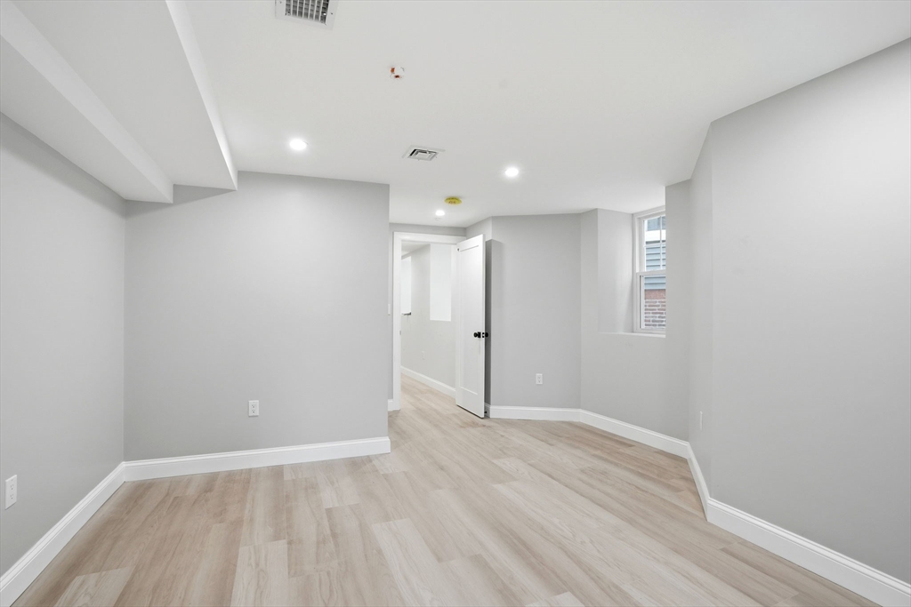 13 Langmaid Ave #3, Somerville, MA Photo #23