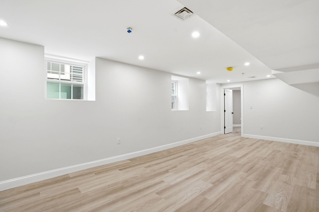13 Langmaid Ave #3, Somerville, MA Photo #27