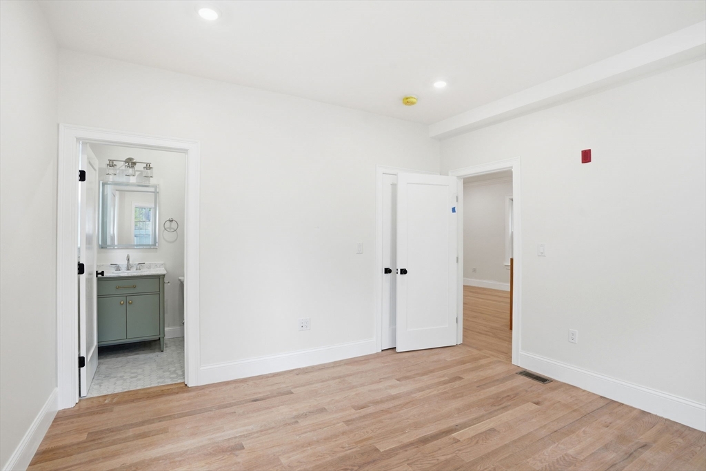 13 Langmaid Ave #3, Somerville, MA Photo #10