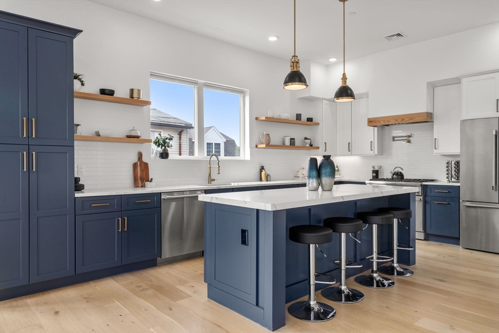 32 Murdock St 2