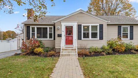 49 Gates Rd Shrewsbury MA 01545