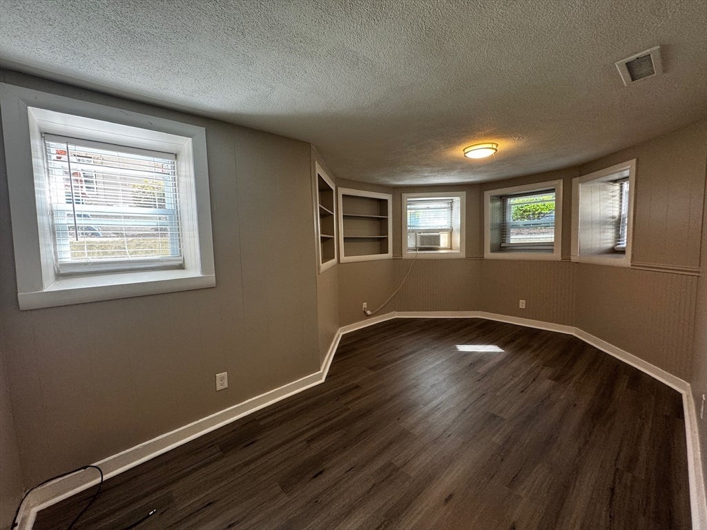 1870 Beacon St #B2, Brookline, MA, 1870 Beacon St #B2, Brookline, MA Photo #2