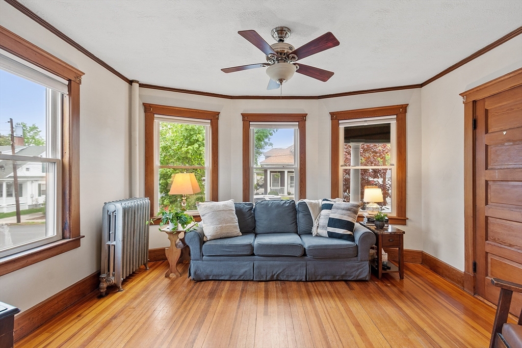 15-17 Faxon St