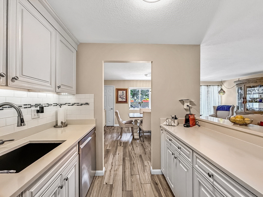 66 Main St 11A