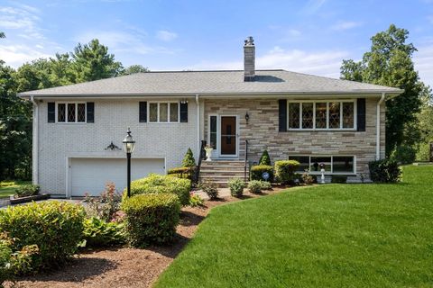 15 Hobbs Brook Rd Weston MA 02493