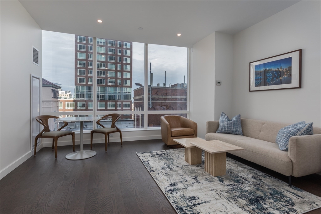 40 Trinity Pl 1602