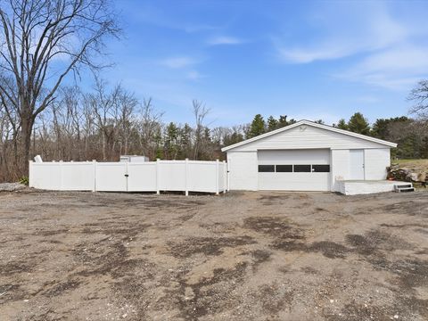 25-A East St Grafton MA 01536