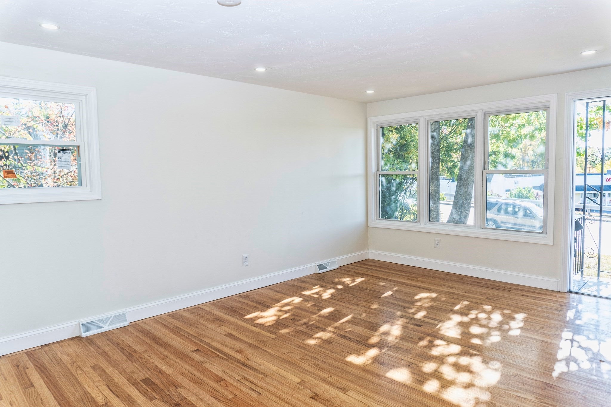 32 Turnpike St