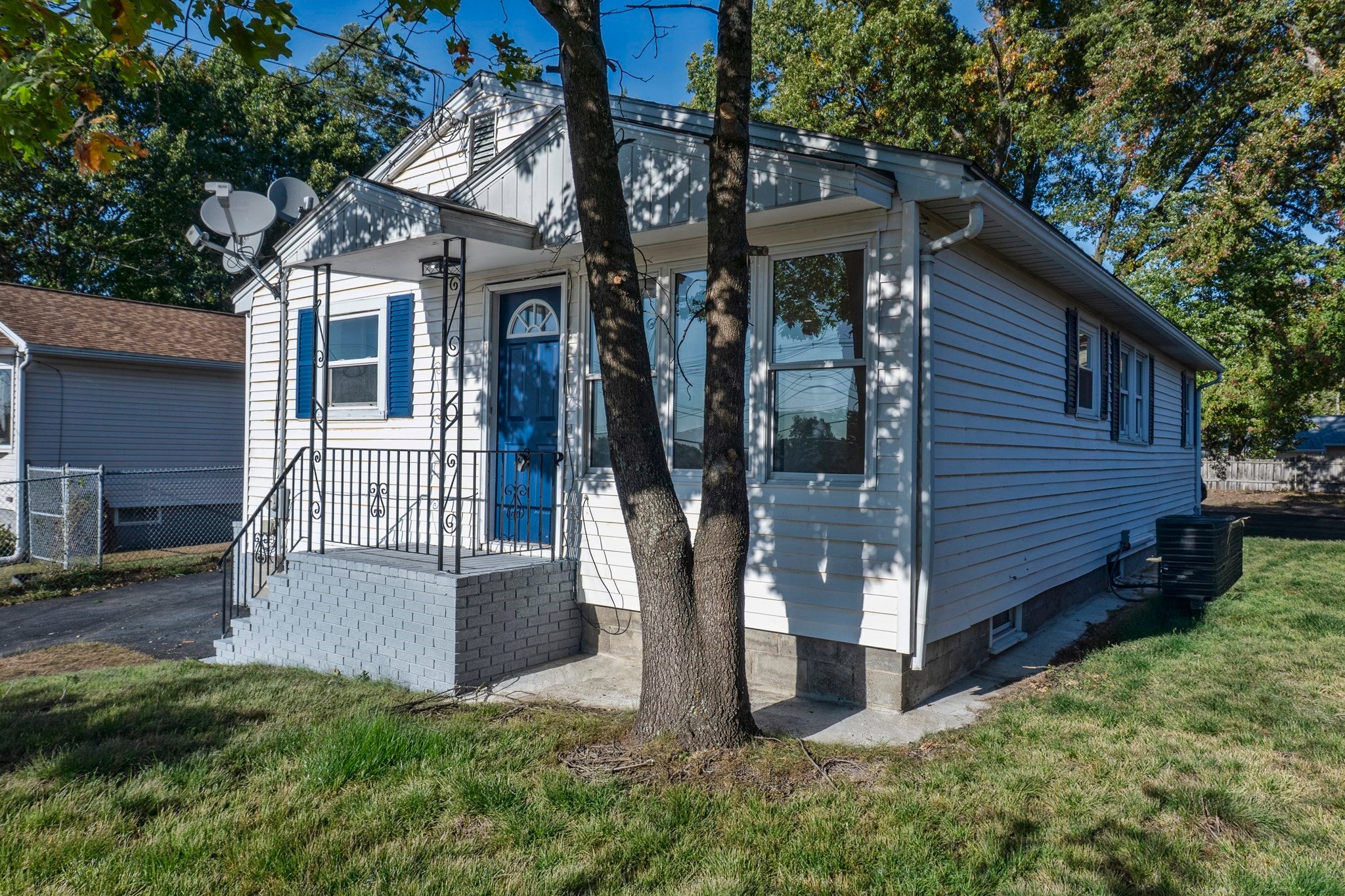 32 Turnpike St