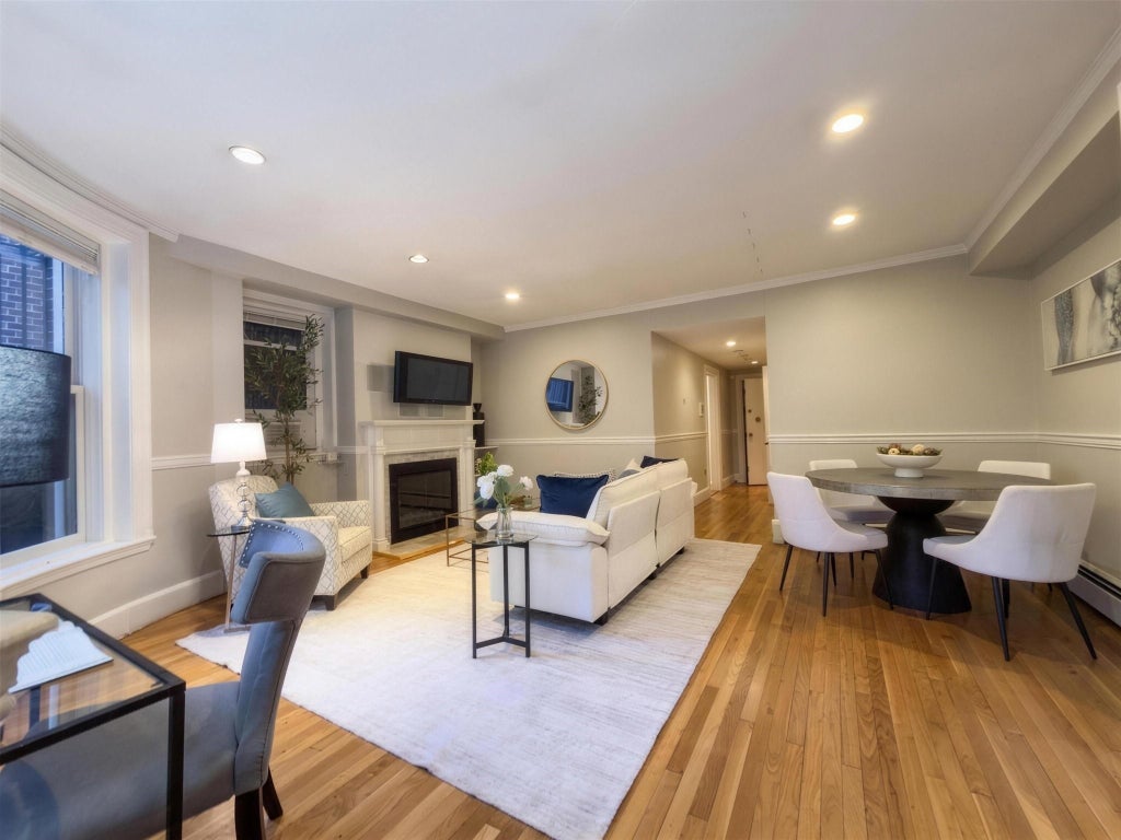 Photo of 405 Commonwealth Ave #2B, Boston, MA 02215 (MLS # 73575707)