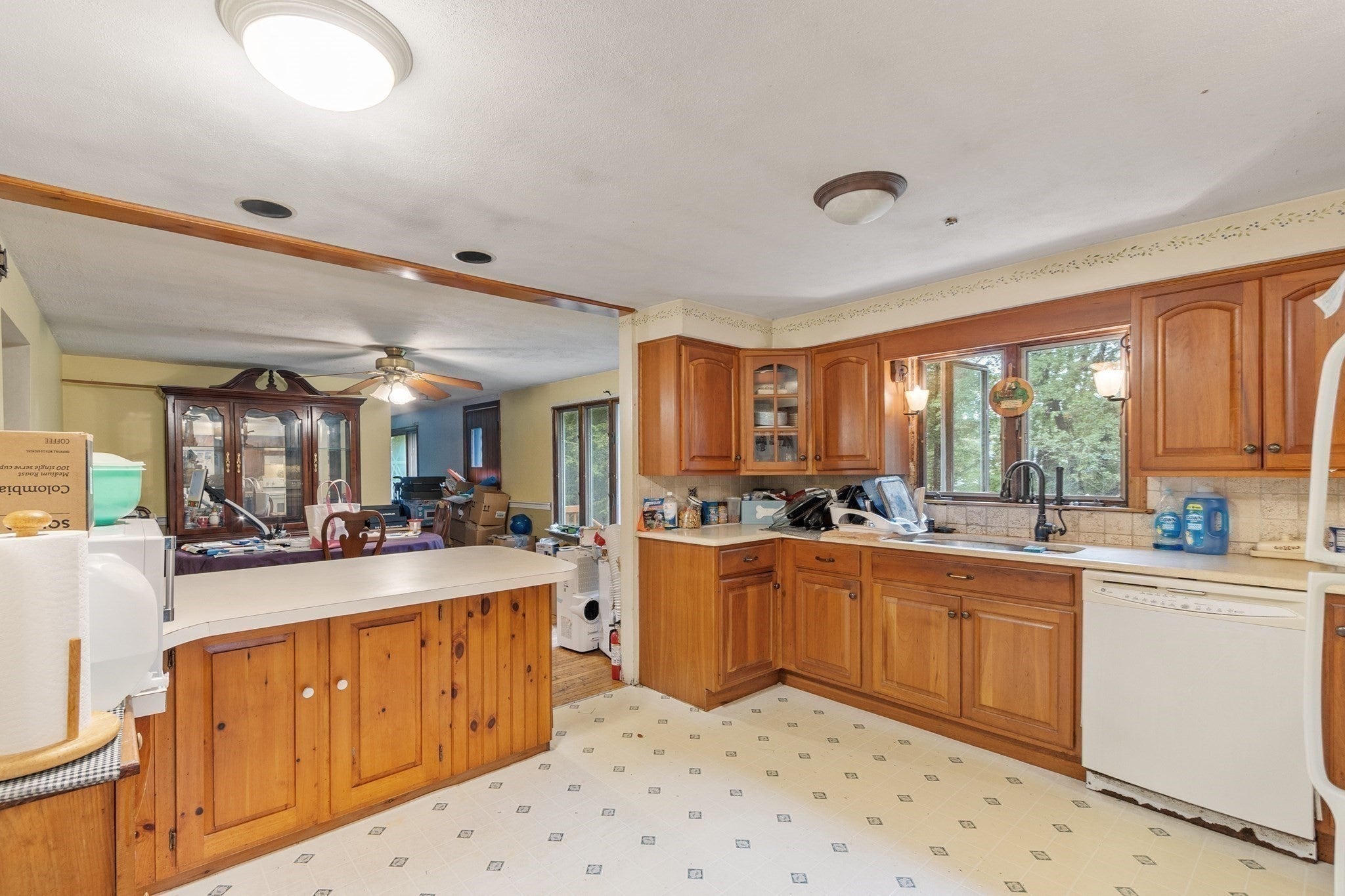 91 Searle Street, Georgetown, MA, 91 Searle Street, Georgetown, MA Photo #10
