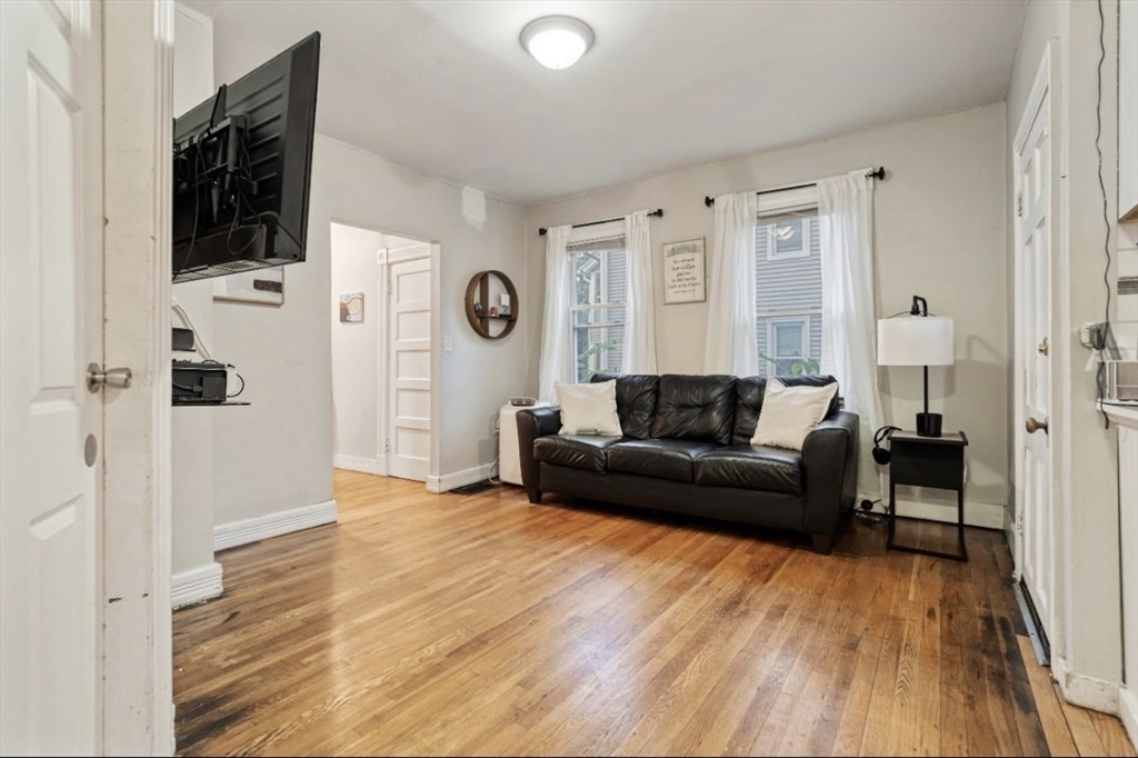 53 Euclid Ave