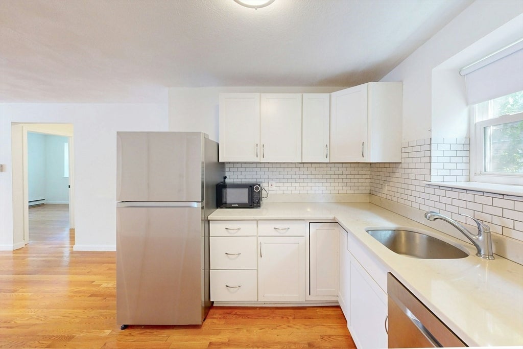 104 Trowbridge St #4, Cambridge, MA, 104 Trowbridge St #4, Cambridge, MA Photo #4
