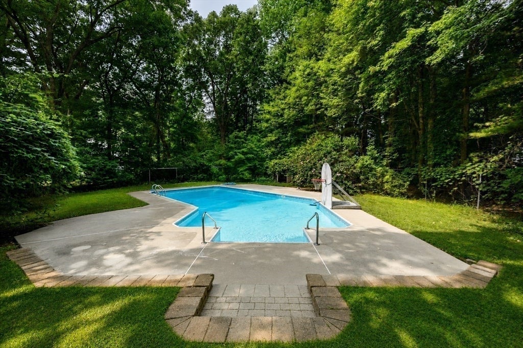 15 Harvard Drive, Hingham, MA Photo #34
