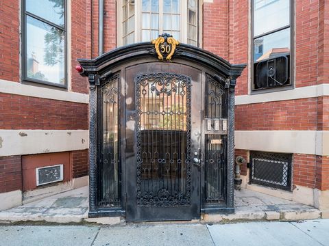30 Gloucester Street 4 Boston MA 02115