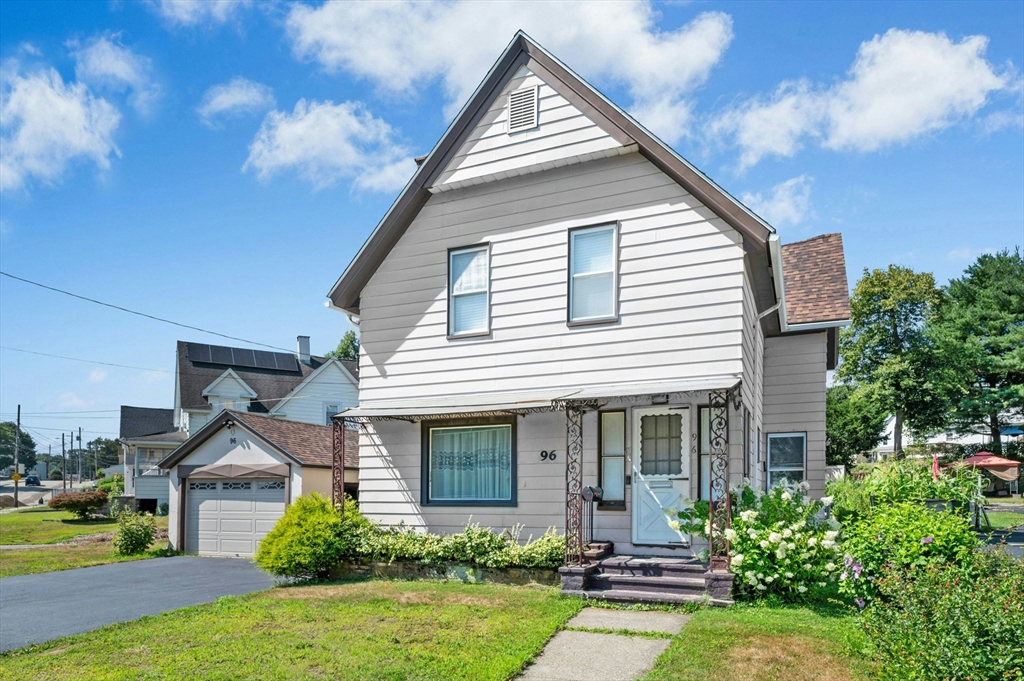 96 Lake Ave