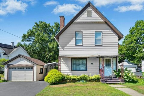 96 Lake Ave Worcester MA 01604