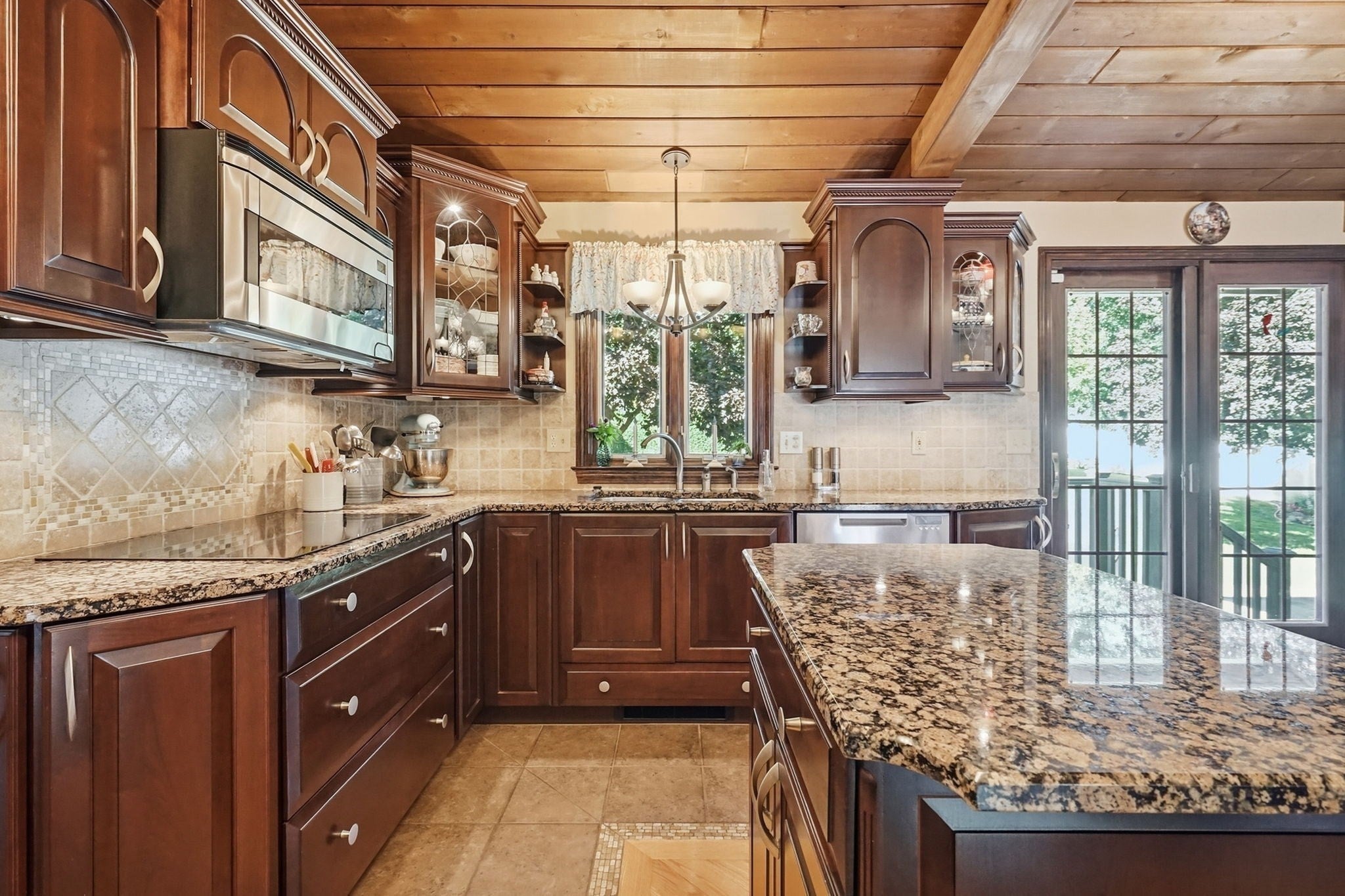 105 Higher Brook Dr, Ludlow, MA, 105 Higher Brook Dr, Ludlow, MA Photo #9