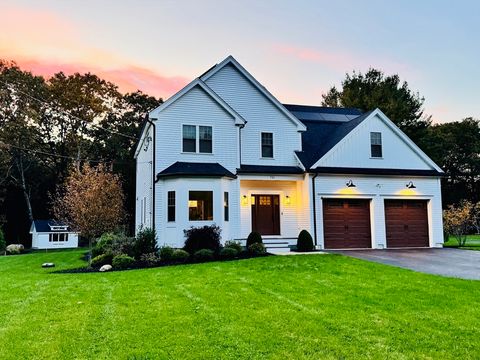 731 Norfolk St Holliston MA 01746