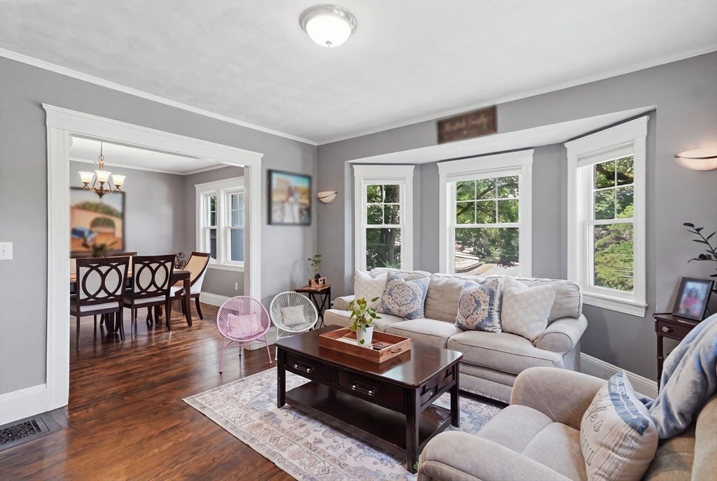 Photo of 51 Fairmount Ave, Wakefield, MA