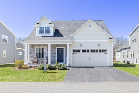 6 Trailside Ct 6 Holliston MA 01746