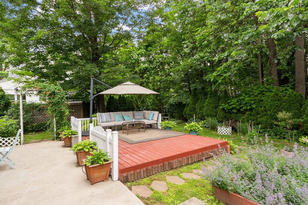 4 Fiske Avenue