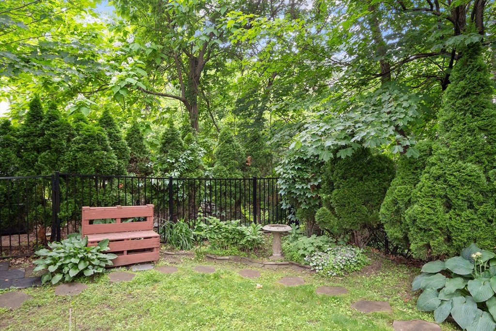 4 Fiske Avenue
