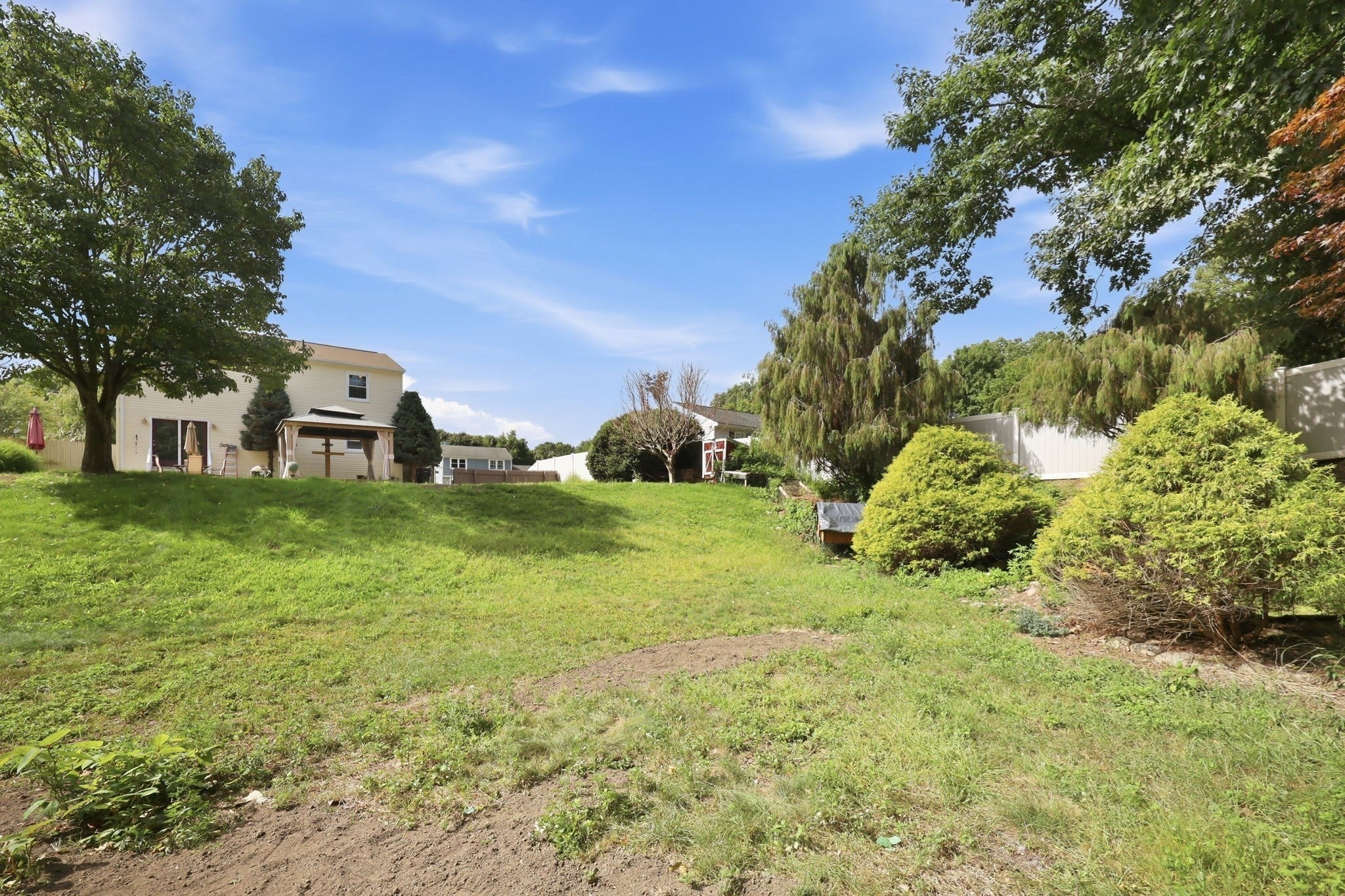 5 Timber Ln, Holyoke, MA, 5 Timber Ln, Holyoke, MA Photo #11